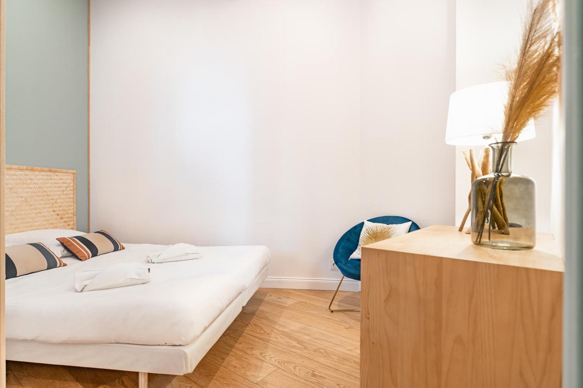 Appartement Aux Portes Du Jardin Public Bordeaux Eksteriør bilde